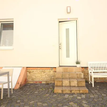 Hofhaus Mit Riesengarten - Gemuetliches Haeuschen Im Kern Des Schoensten Mainzer Stadtteils Finthen * Mainz